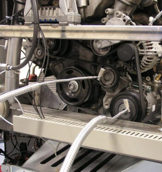 Sound power measurement setup with a scattered array